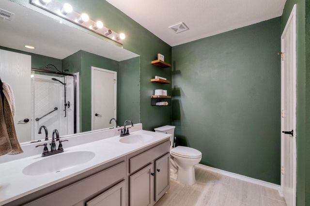 4302 Kings Canyon DR, Taylor, TX 76574