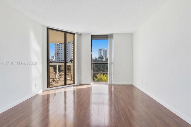 20191 E Country Club Dr 510, Aventura, FL 33180