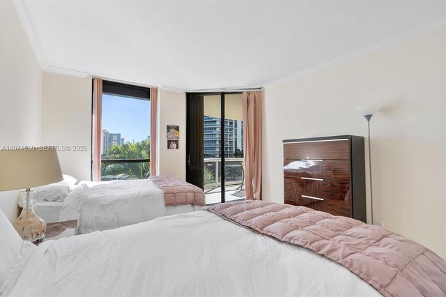 20191 E Country Club Dr 510, Aventura, FL 33180