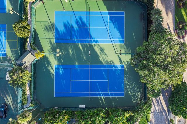 20191 E Country Club Dr 510, Aventura, FL 33180