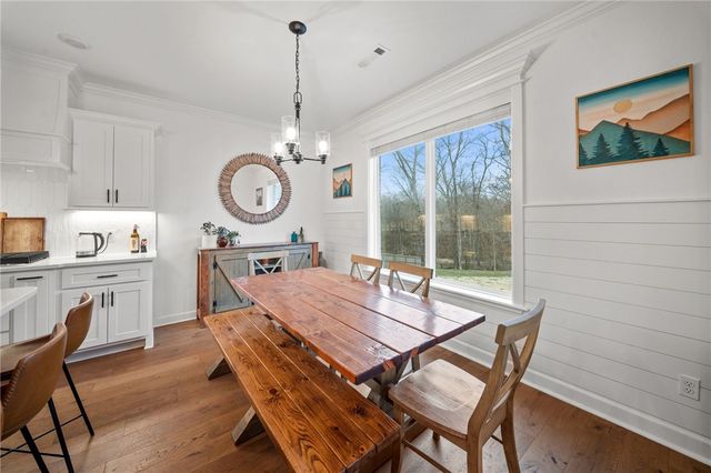 12418 Wildwood Drive, Rogers, AR 72756