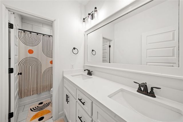 12418 Wildwood Drive, Rogers, AR 72756