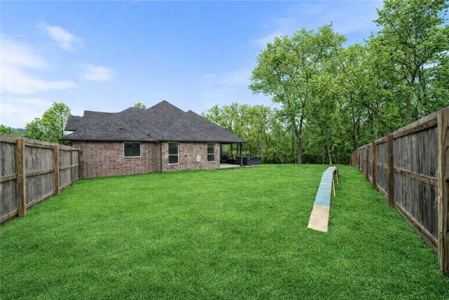 12418 Wildwood Drive, Rogers, AR 72756