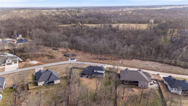 12418 Wildwood Drive, Rogers, AR 72756