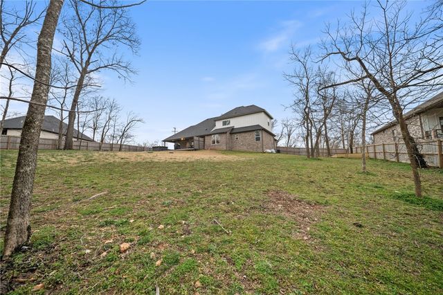 12418 Wildwood Drive, Rogers, AR 72756