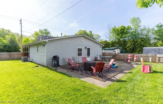 259 River Road, Lake Milton, OH 44429