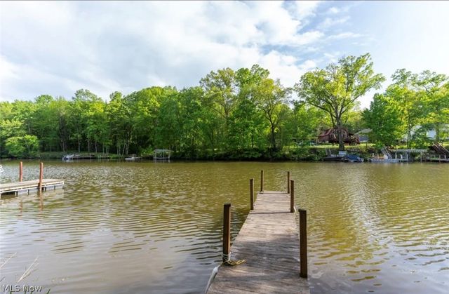 259 River Road, Lake Milton, OH 44429