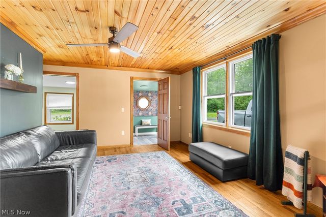 259 River Road, Lake Milton, OH 44429