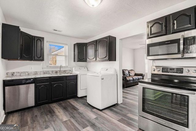 28 Walnut Street, Aragon, GA 30104