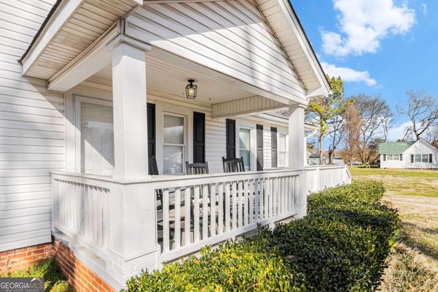 28 Walnut Street, Aragon, GA 30104