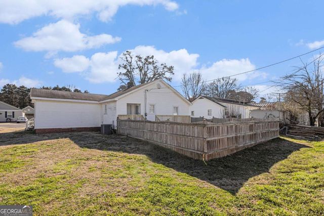 28 Walnut Street, Aragon, GA 30104