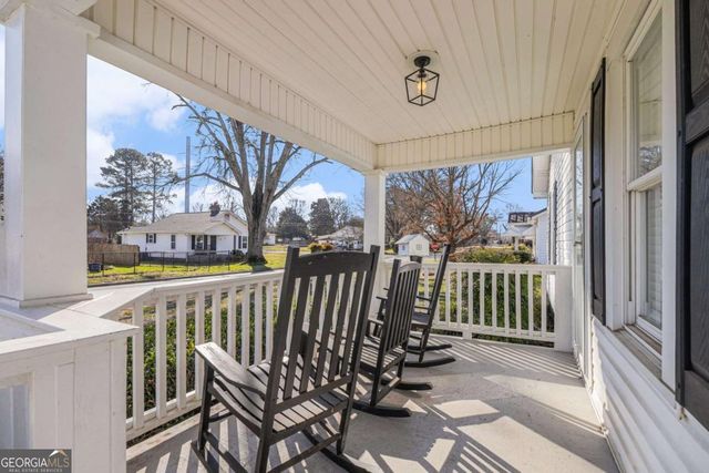 28 Walnut Street, Aragon, GA 30104