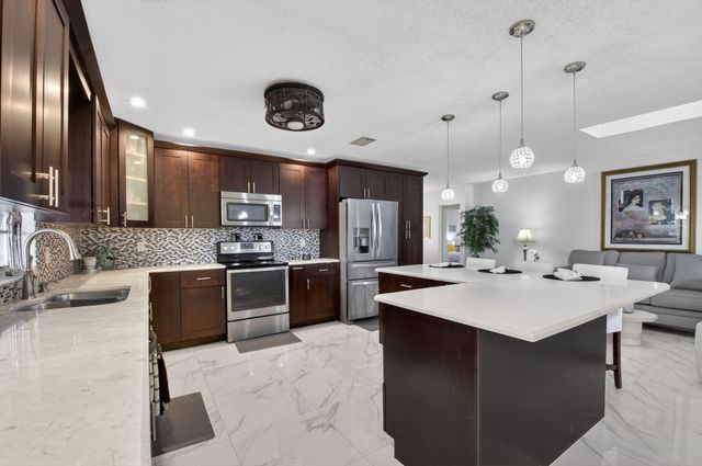 13647 Whippet Way W, Delray Beach, FL 33484