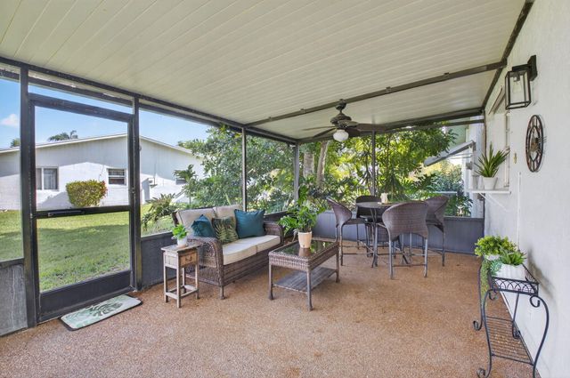 13647 Whippet Way W, Delray Beach, FL 33484