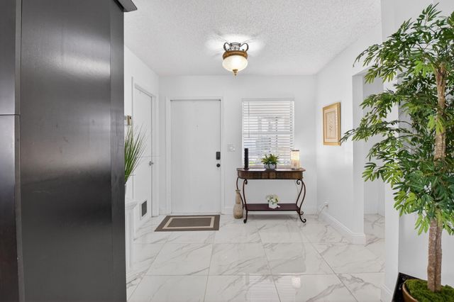 13647 Whippet Way W, Delray Beach, FL 33484