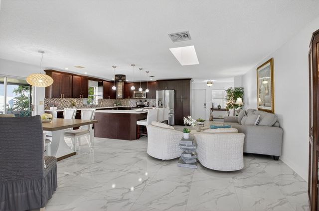 13647 Whippet Way W, Delray Beach, FL 33484