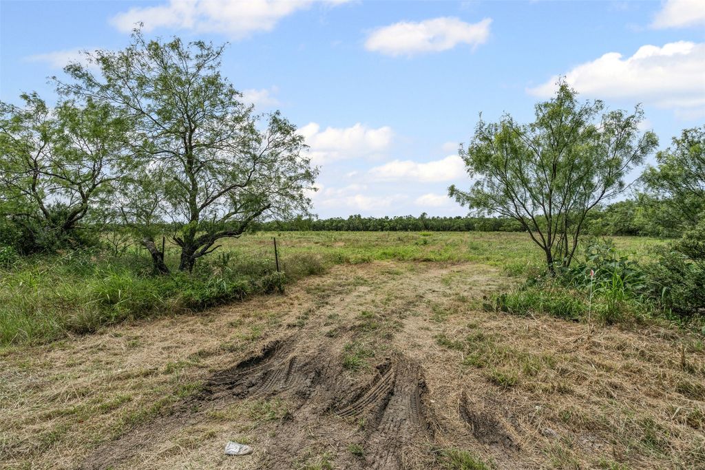 2500 Mh 379, Mineral Wells, TX 76067