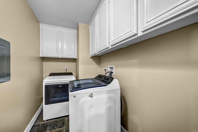 7885 Via Montebello 6, San Diego, CA 92129
