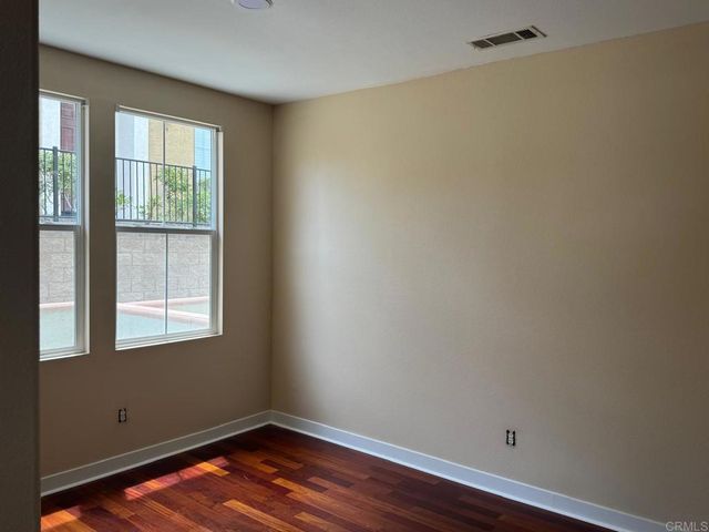 7885 Via Montebello 6, San Diego, CA 92129