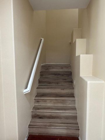 7885 Via Montebello 6, San Diego, CA 92129