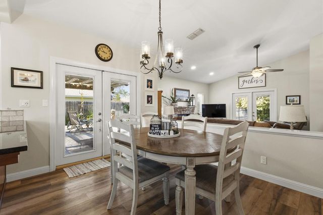 212 SW Country Club Dr, Colusa, CA 95932