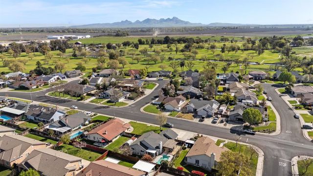 212 SW Country Club Dr, Colusa, CA 95932