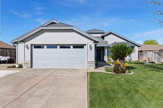 212 SW Country Club Dr, Colusa, CA 95932