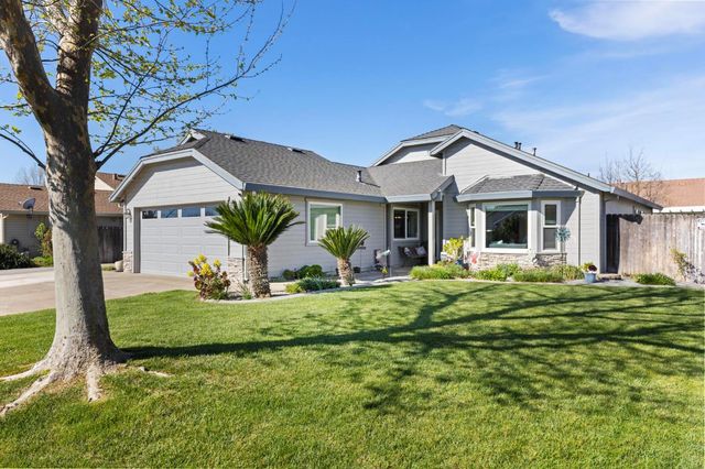 212 SW Country Club Dr, Colusa, CA 95932