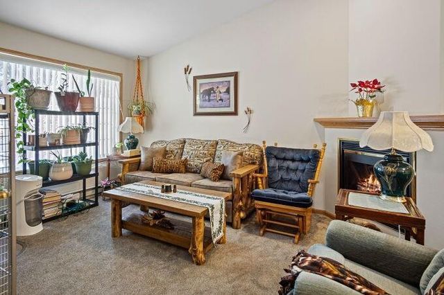 3330 S Robin Meadows Lane, Eau Claire, WI 54701