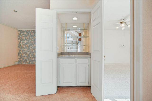 6928 Clearhaven Drive, Dallas, TX 75248