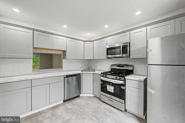170 RUMSON, Galloway, NJ 08205
