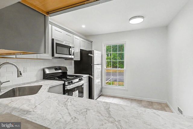 170 RUMSON, Galloway, NJ 08205