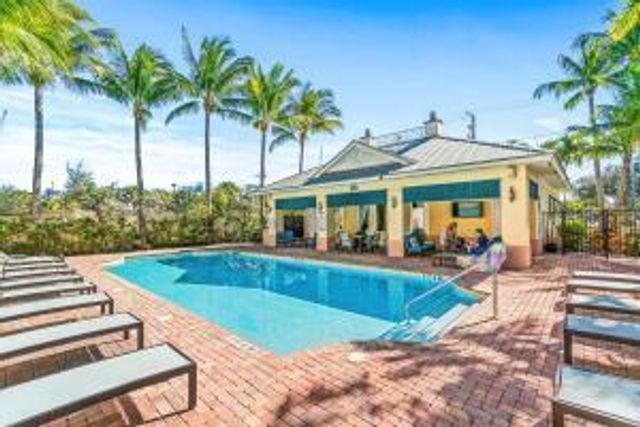 250 NE 3rd Avenue 1510, Delray Beach, FL 33444