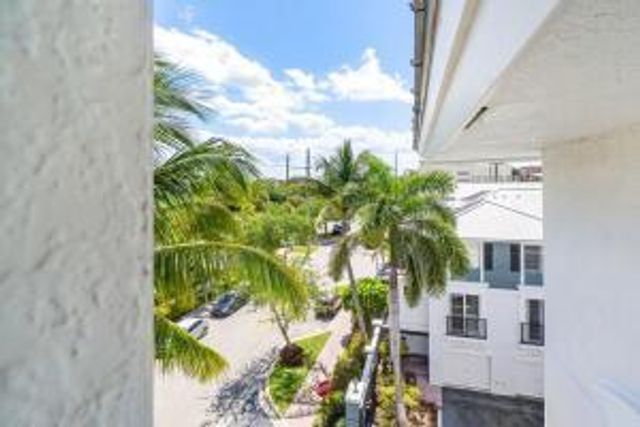 250 NE 3rd Avenue 1510, Delray Beach, FL 33444