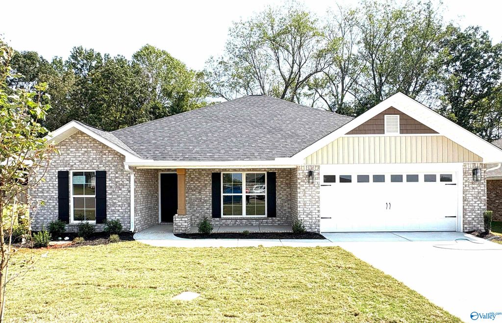 228 Gwynns Fall Trail, Huntsville, AL 35810