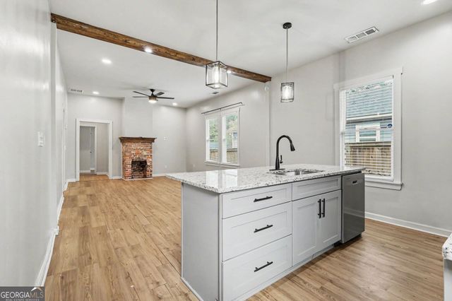 31 Mildred Place NW, Atlanta, GA 30318