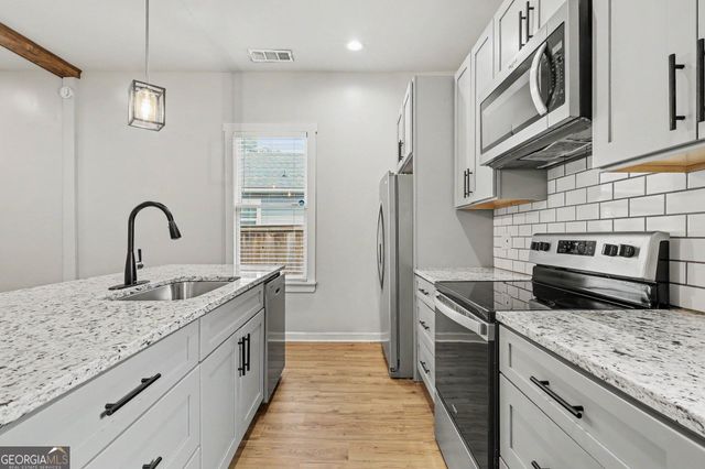 31 Mildred Place NW, Atlanta, GA 30318