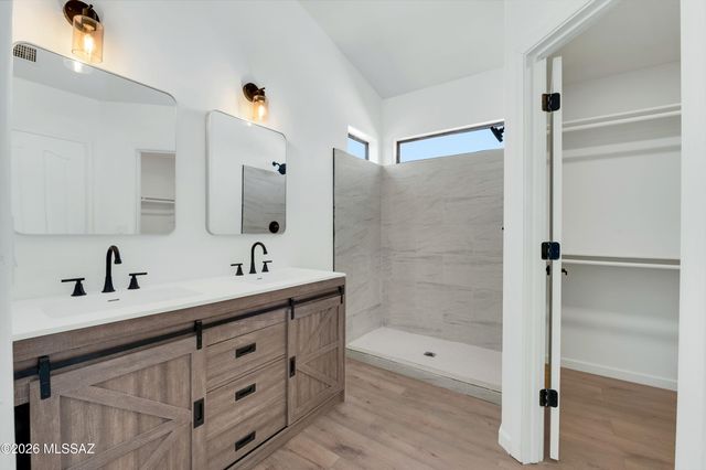 5645 W Cortaro Crossing Drive, Tucson, AZ 85742