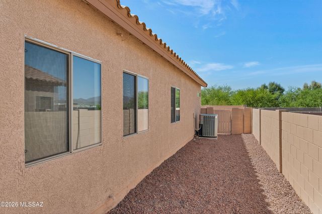 5645 W Cortaro Crossing Drive, Tucson, AZ 85742