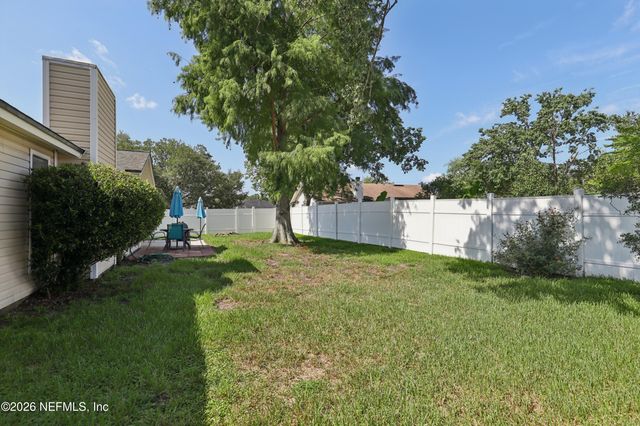 7826 ALLSPICE Circle E, Jacksonville, FL 32244