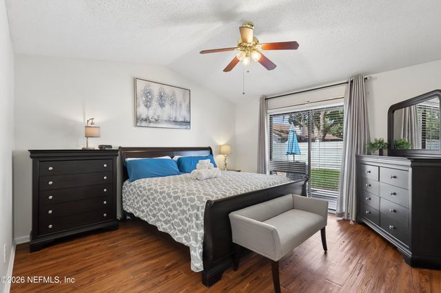 7826 ALLSPICE Circle E, Jacksonville, FL 32244