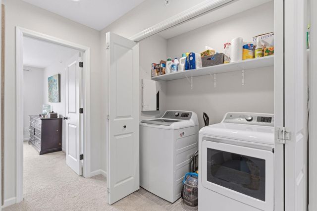 2864 Lexington Place N, Roseville, MN 55113
