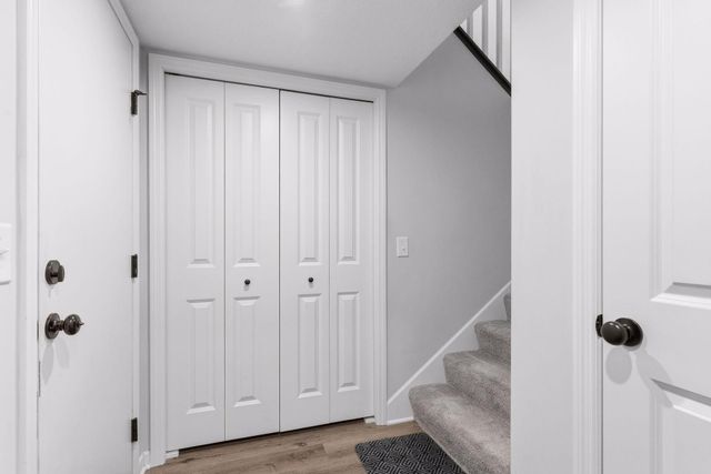 2864 Lexington Place N, Roseville, MN 55113