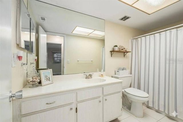 11200 102ND AVENUE 16, Seminole, FL 33778