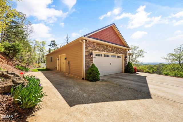 2278 Lower Rinehart Road, Dandridge, TN 37725