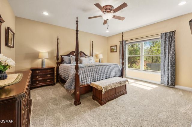 2278 Lower Rinehart Road, Dandridge, TN 37725