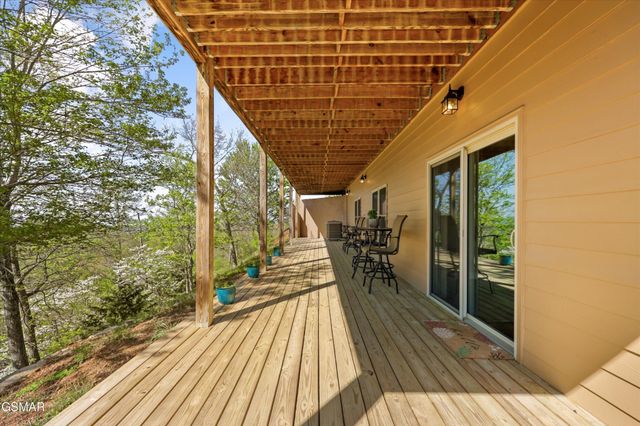 2278 Lower Rinehart Road, Dandridge, TN 37725