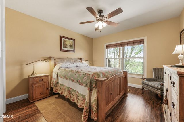 2278 Lower Rinehart Road, Dandridge, TN 37725