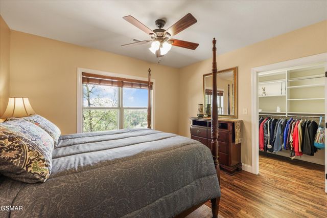2278 Lower Rinehart Road, Dandridge, TN 37725