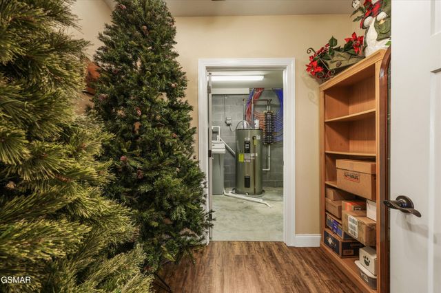 2278 Lower Rinehart Road, Dandridge, TN 37725